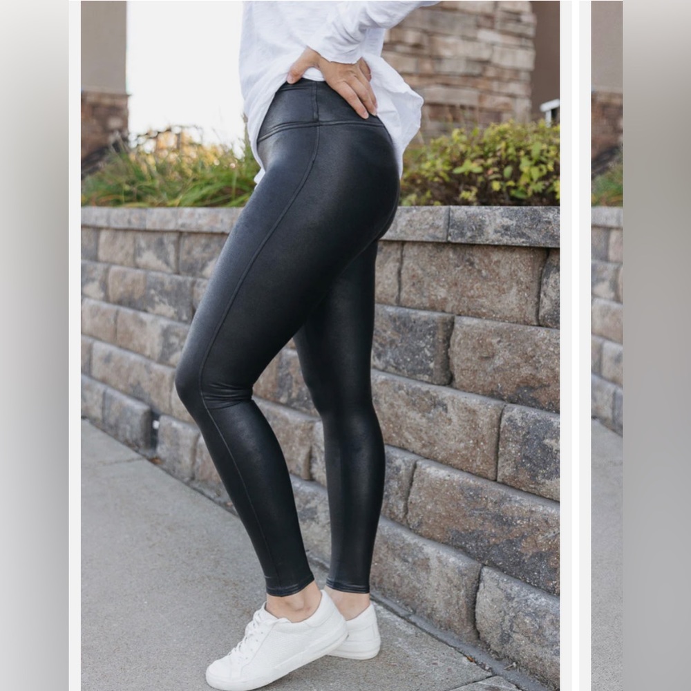 NWT SPANX FAUX LEATHER LEGGING